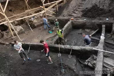 Почти сто находок обнаружили археологи в древнем поселении на Кубани